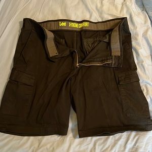 Men’s black cargo shorts size 44